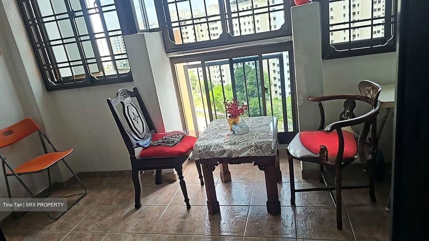 Blk 239 Compassvale Plains (Sengkang), HDB 5 Rooms #528803891
